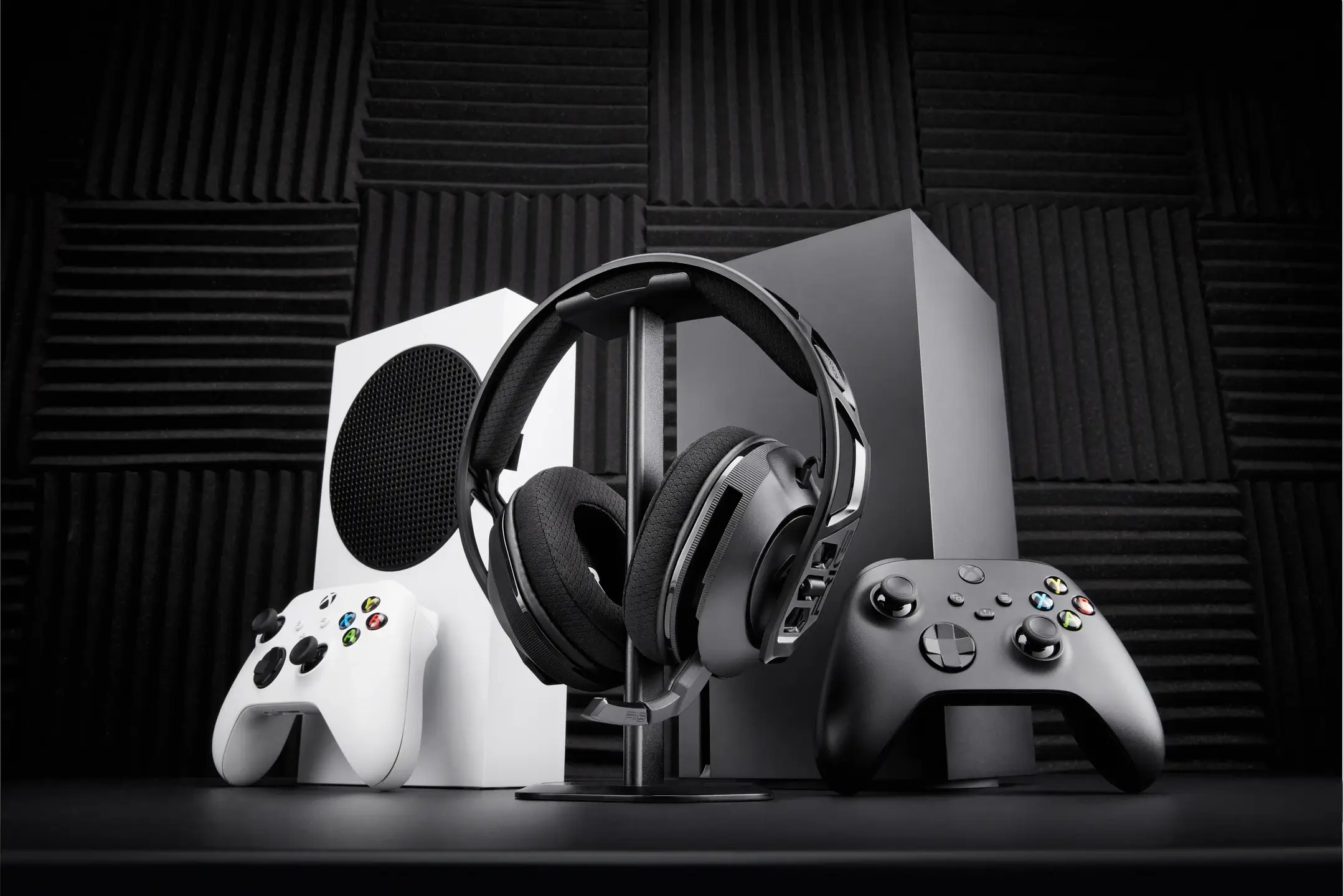rig600prohx black lfa 02